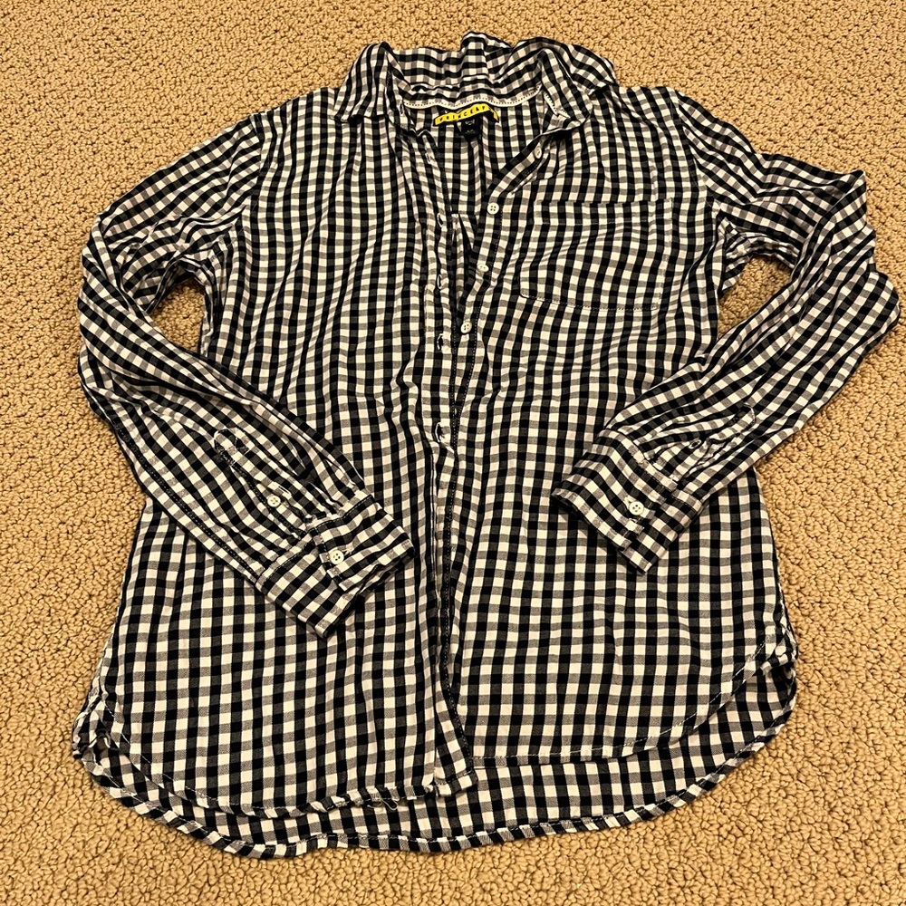 Gingham button up